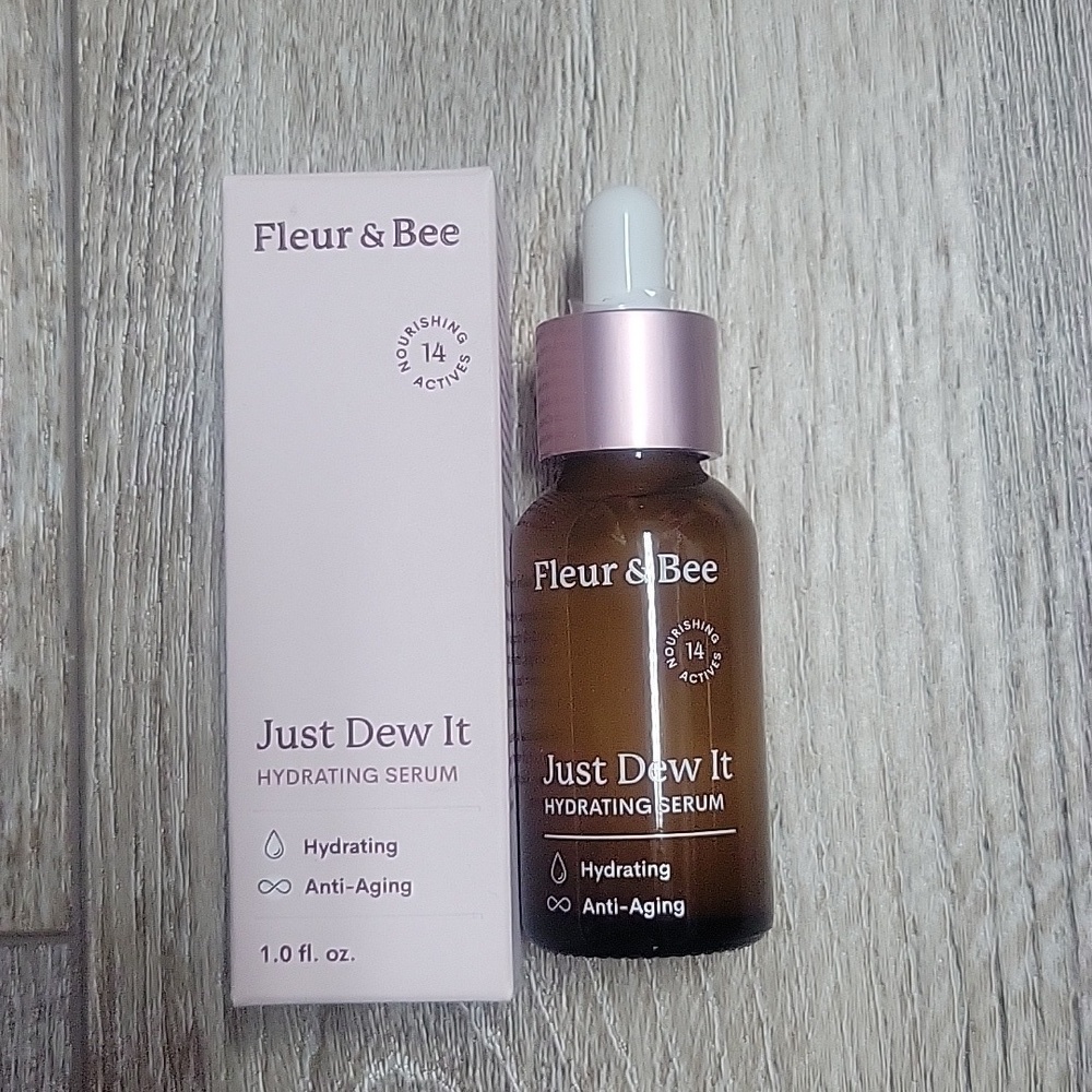 NIB Fleur & Bee Just Dew It Hydrating Serum 1 Oz